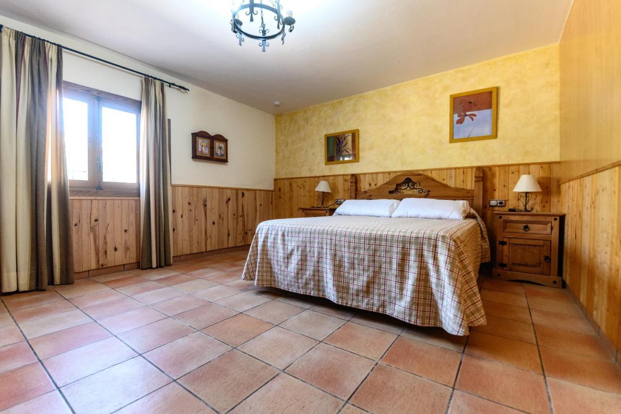 Complejo Rural Sol De Taberno Guest House Eksteriør bilde