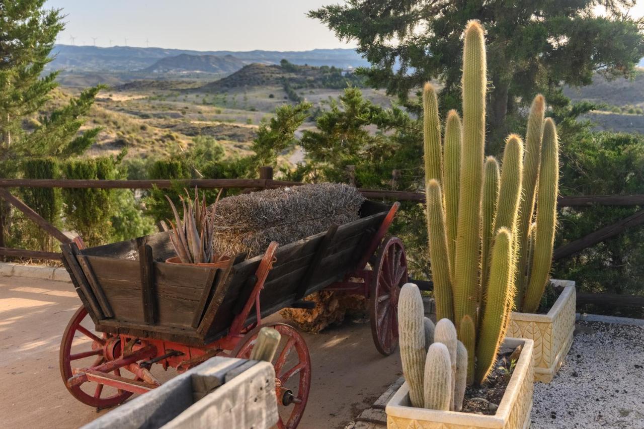 Complejo Rural Sol De Taberno Guest House Eksteriør bilde