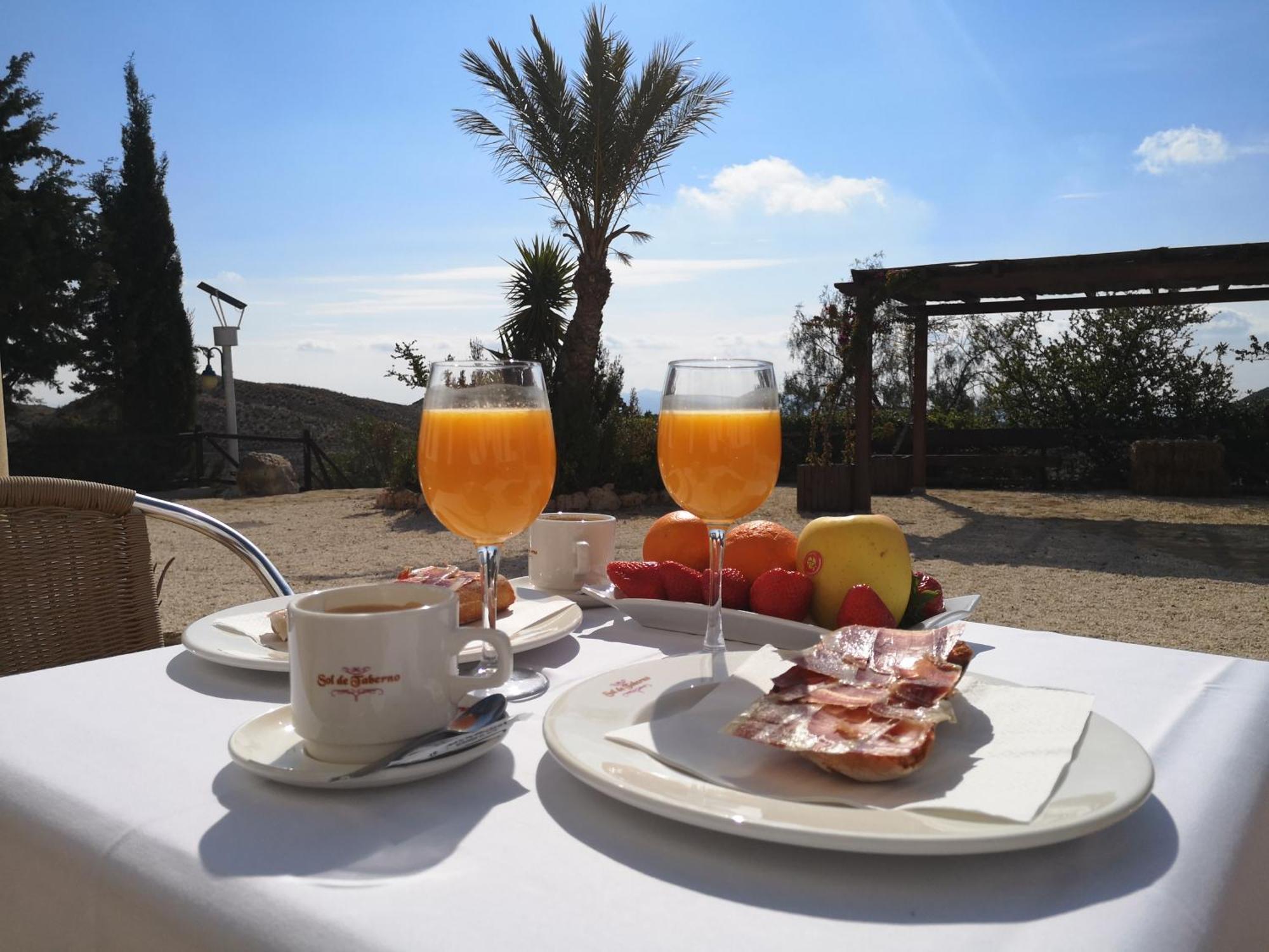 Complejo Rural Sol De Taberno Guest House Eksteriør bilde