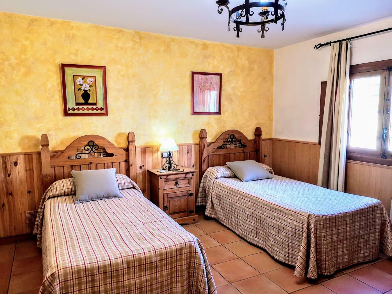 Complejo Rural Sol De Taberno Guest House Eksteriør bilde