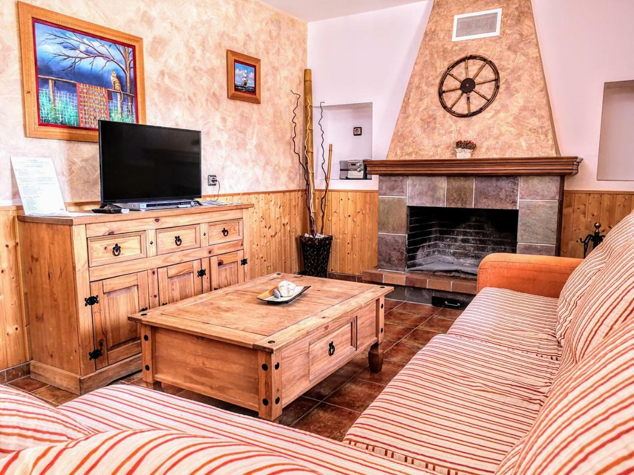 Complejo Rural Sol De Taberno Guest House Eksteriør bilde